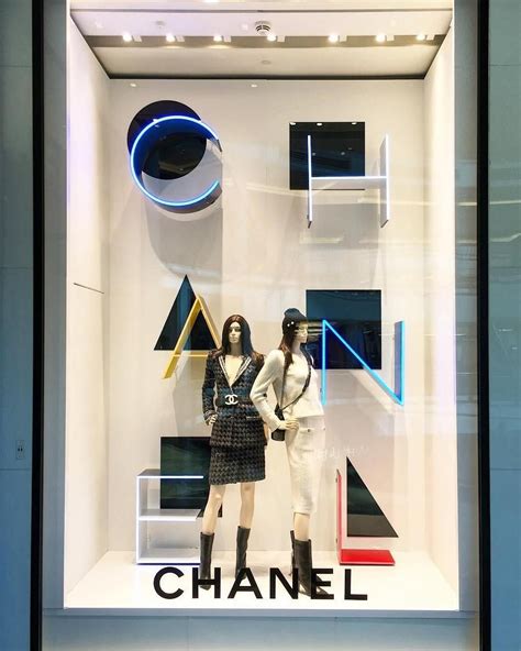 visual merchandising chanel|chanel window display.